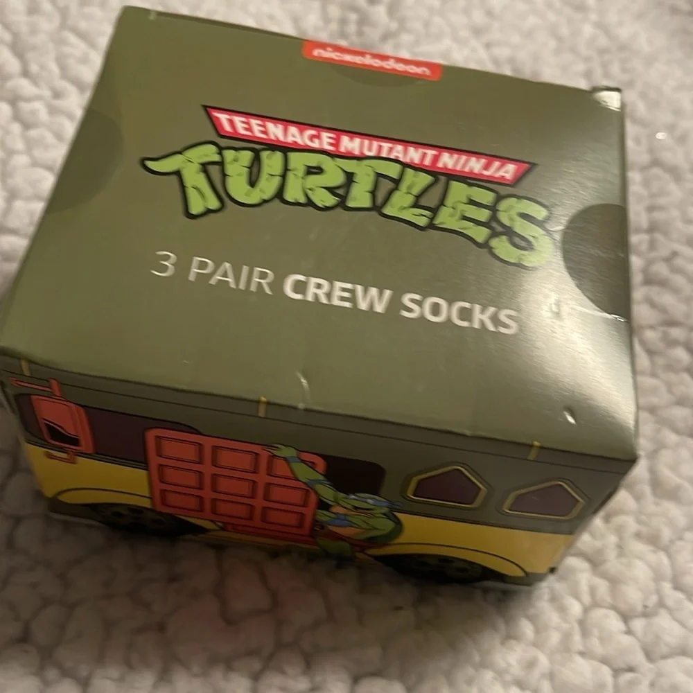 New three boxes of Novelty socks 10-13